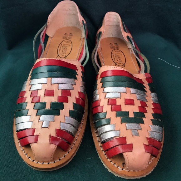 Women’s huaraches - Picture 1 of 2